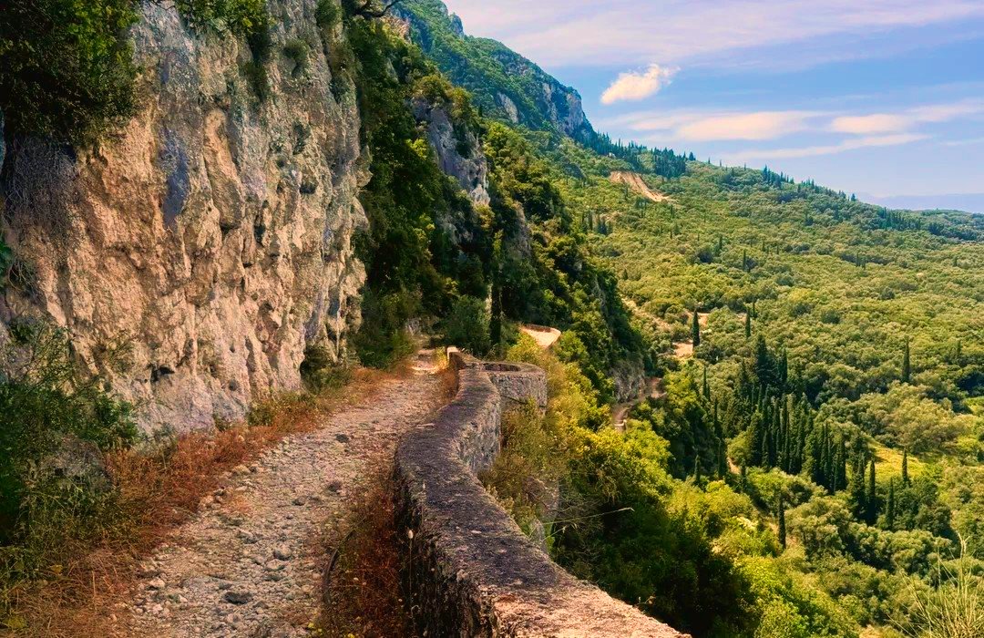 A footpath in Liapades